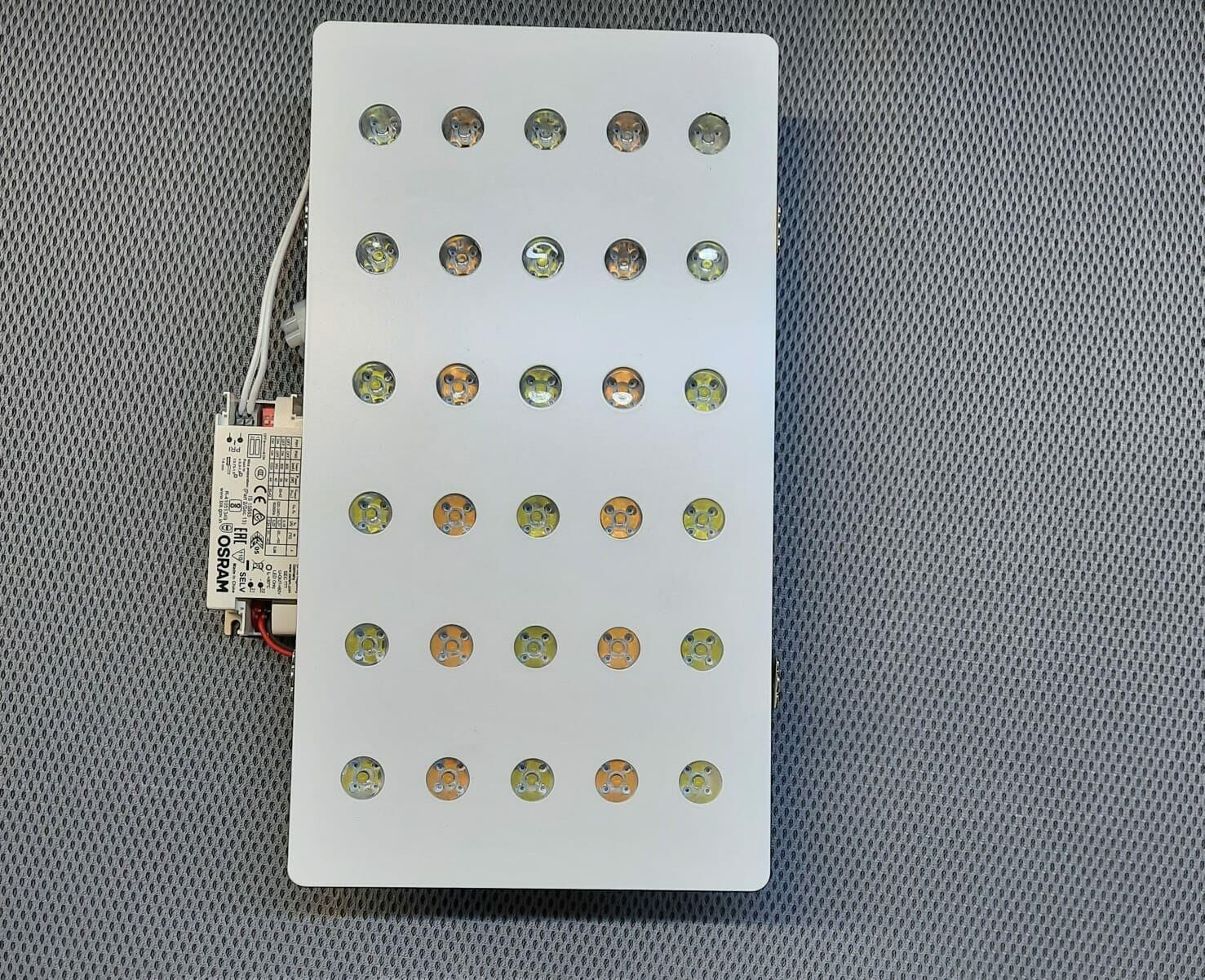 Kuyumcu Aydınlatma Diktörgen Gömme Armatür 28, Cree Ledli. (Yuvarlak)Natural Beyaz 4000-4500K